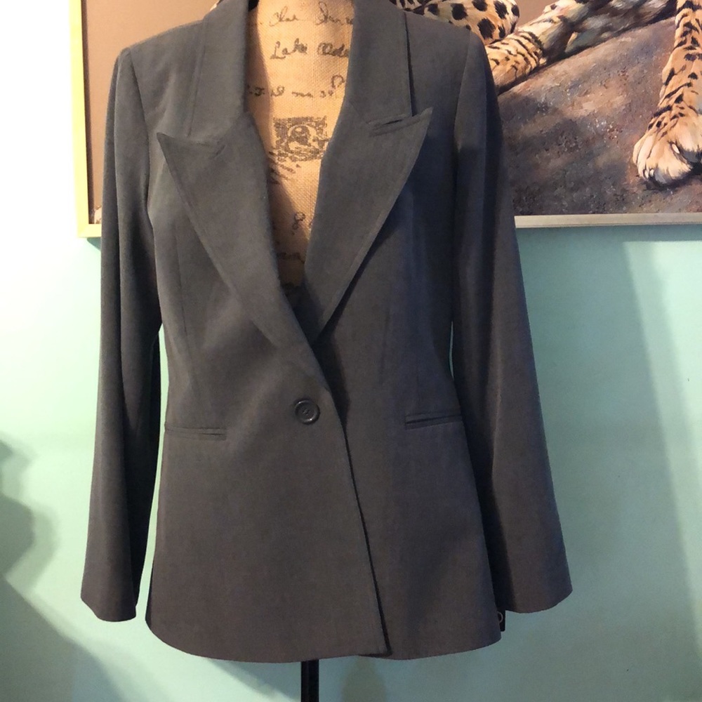 New Directions lightly lined blazer